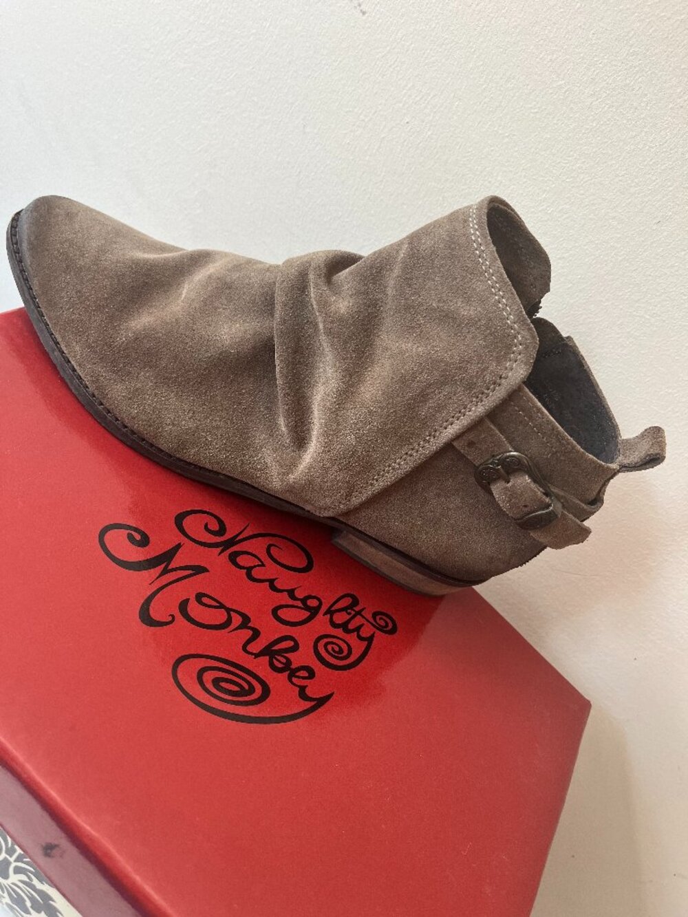 Naughty Monkey Suede Taupe ankle boot